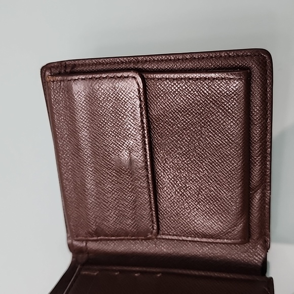 Louis Vuitton Damier Ebene Men's Wallet - Picture 6 of 10
